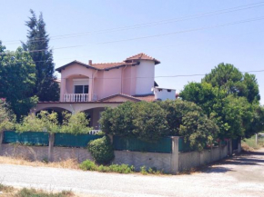 Villa with private pool&garden&garage